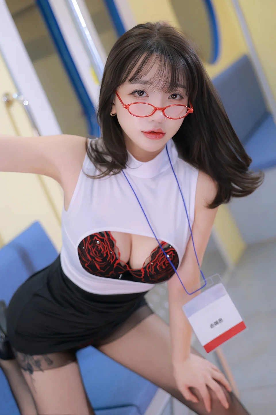 孙乐乐(Son Ye-Eun)-116 Last Stop [109P,3V-4.98GB]01 tg@simisebaiai 【丝足阁】015.webp